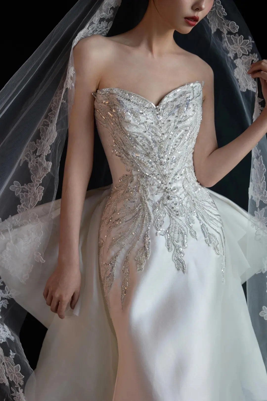 Unique Mermaid White Satin Sweetheart Long Wedding Dress Lace Brides Wedding Dresses A052