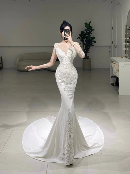 Timeless Mermaid Scoop Neck Long Sleeves White Lace Long Wedding Dress Beautiful Formal Cute Wedding Dresses A082
