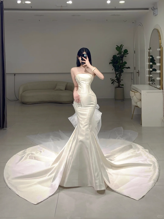 Timeless Mermaid Strapless Neck Sleeveless White Satin Long Wedding Dress Beautiful Formal Cute Wedding Dresses A083