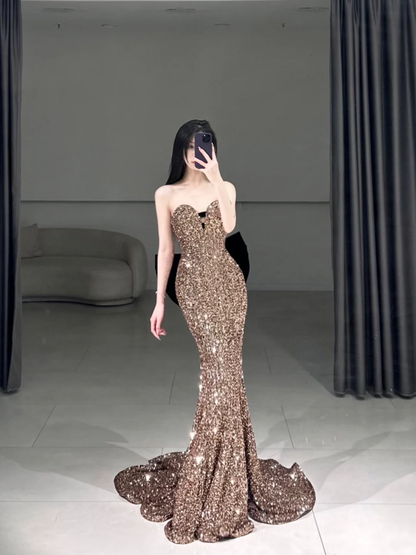 Robe de bal élégante, style sirène, décolleté en cœur, paillettes scintillantes, plissée, longueur au sol, inspiration, robe de bal longue, A096