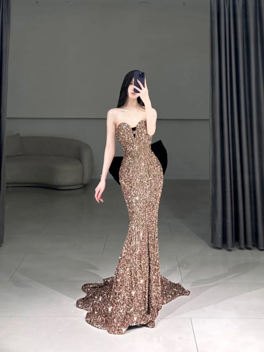 Robe de bal élégante, style sirène, décolleté en cœur, paillettes scintillantes, plissée, longueur au sol, inspiration, robe de bal longue, A096