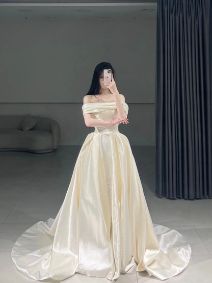 Timeless Ball Gown Off The Shoulder Satin Cap Sleeves Long Wedding Dress Beautiful Formal Cute Wedding Dresses A098