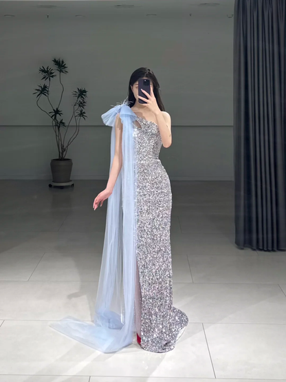 Robe de bal élégante à une épaule, fourreau, paillettes argentées, longueur au sol, inspiration robes de bal longues A104
