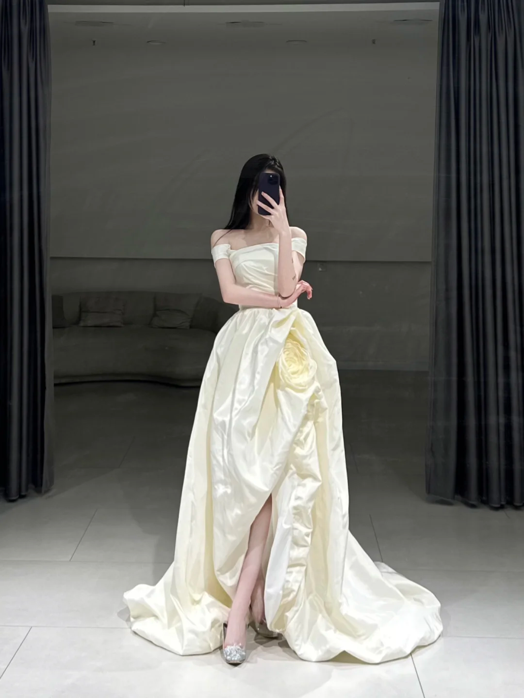 Timeless High Low Off The Shoulder Satin Short Sleeves Wedding Dress Beautiful Formal Cute Wedding Dresses A110
