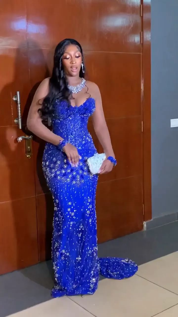 Robe de bal sirène luxueuse à sequins bleu royal, décolleté cœur, robe de soirée pour un 16e anniversaire, AB1185