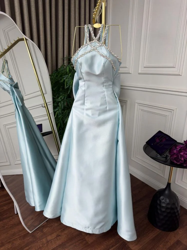 Elegantes hellblaues Meerjungfrauen-Abendkleid mit Perlenbesatz am Hals für Damen AB1451