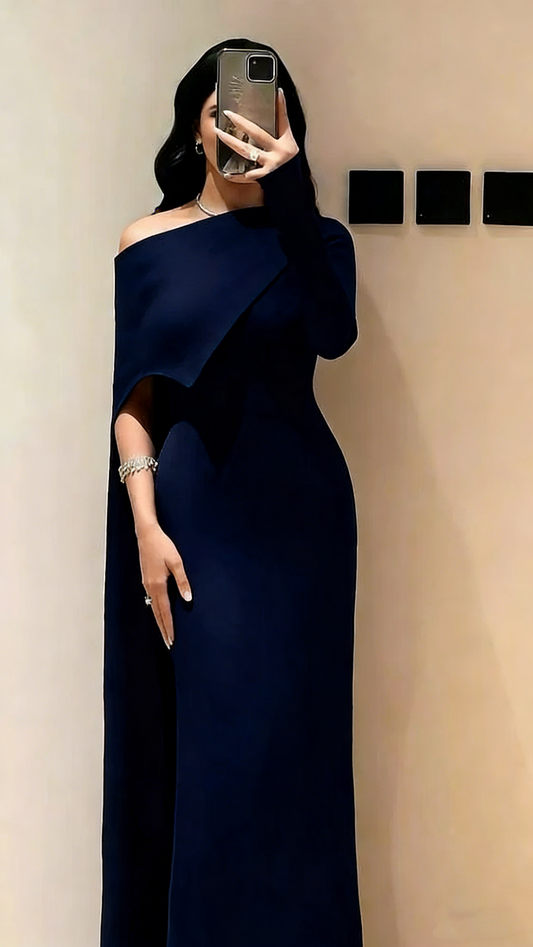 Robe sirène élégante bordeaux à une épaule et manches longues, idéale pour l'hiver, les soirées et les bals de promo. Modèle AB2037.