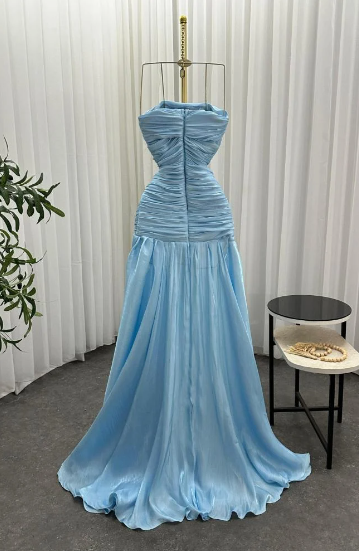 Magnifique robe de bal longue bleue chic, sans bretelles ni manches, coupe trapèze, avec plis, AB393