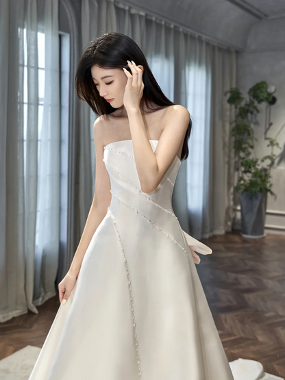 Women’s Strapless Sleeveless Bridal Wedding Dress With Pleated Floor Length A Line Gown for Bride AB892
