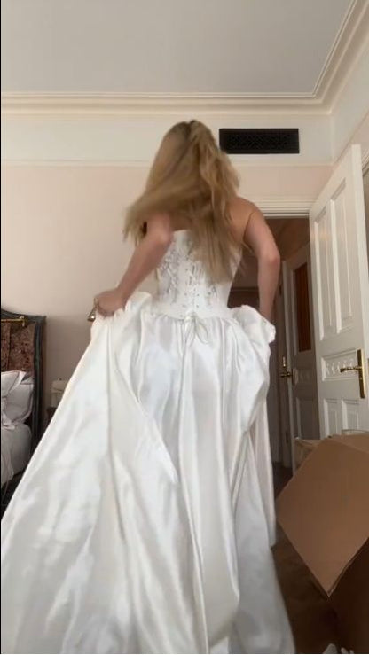 Timeless A Line Lace Up Back Strapless Wedding Dresses simple Bridal Gowns long Beautiful Bridal Gown AB939