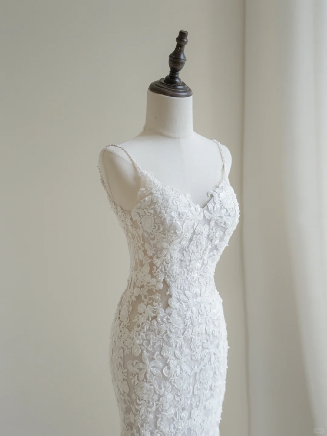 Timeless Women's Mermaid Spaghetti Straps White Tulle With Lace Appliqued Wedding Dress Mermaid for Bride Dresses AC061