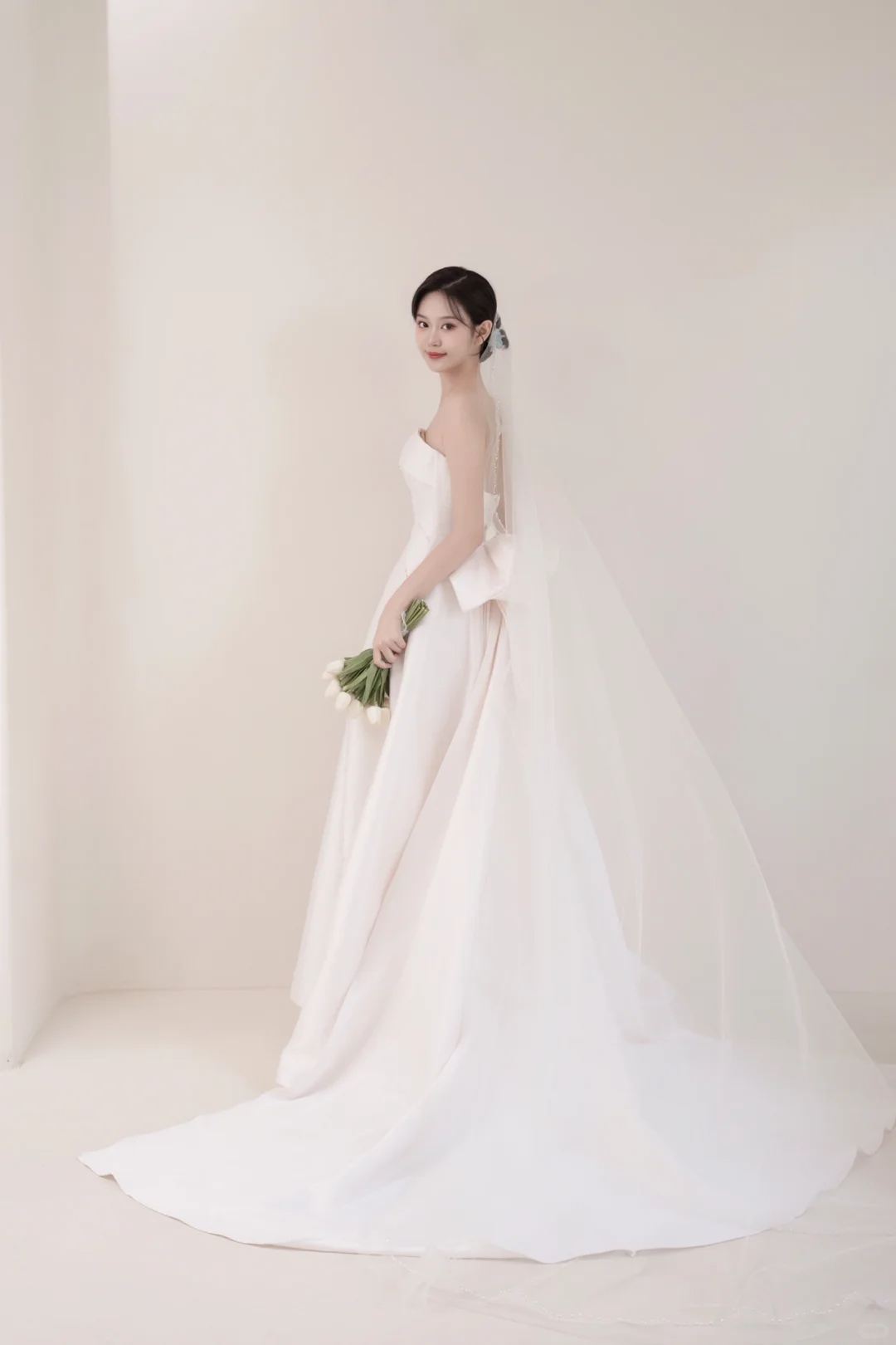 Robe de mariée bustier sans bretelles ornée de perles, longueur au sol, pour femme, référence AC069