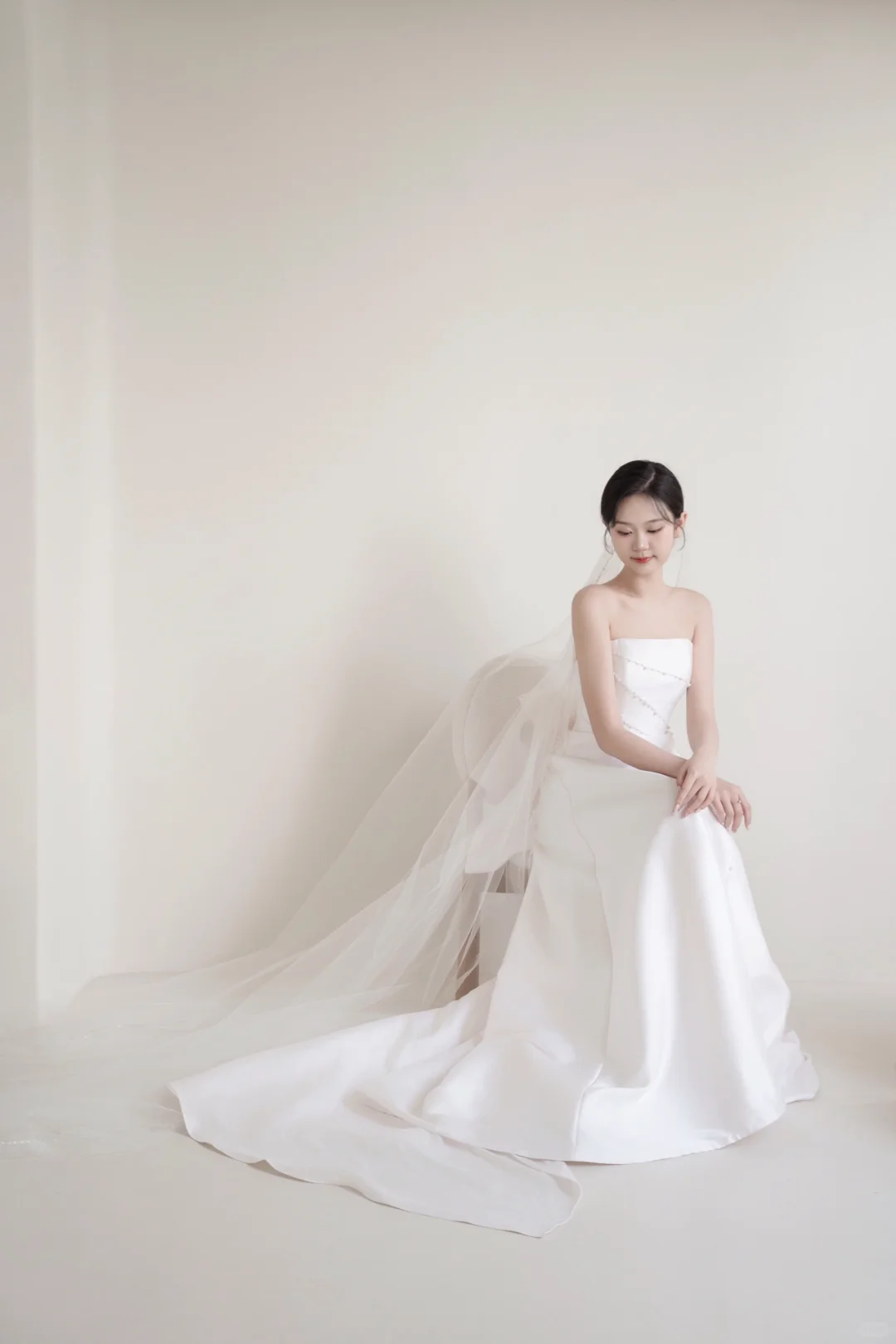Robe de mariée bustier sans bretelles ornée de perles, longueur au sol, pour femme, référence AC069