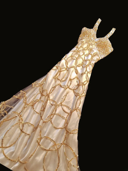 Robe de bal longue sirène dos nu, ornée de perles dorées, idéale pour les lycéennes et les fêtes de fin d'année (AB2518)