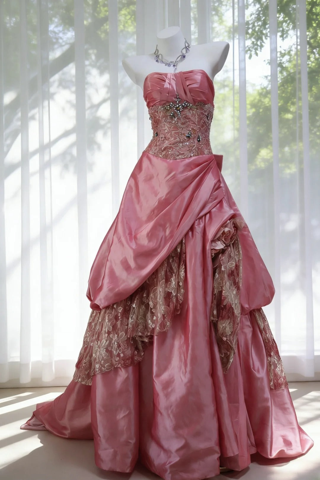Vintage Ballkleid, trägerlos, rosa Taft, Inspiration für lange Party-Abendkleider, Outfits zum 20. Geburtstag AB2345