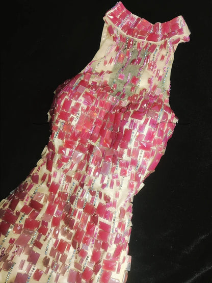 Robe de bal longue en tulle champagne, coupe trapèze, col rond et perles, style modeste, idéale pour les lycéennes et les jeunes filles en fin d'études (AB2514)