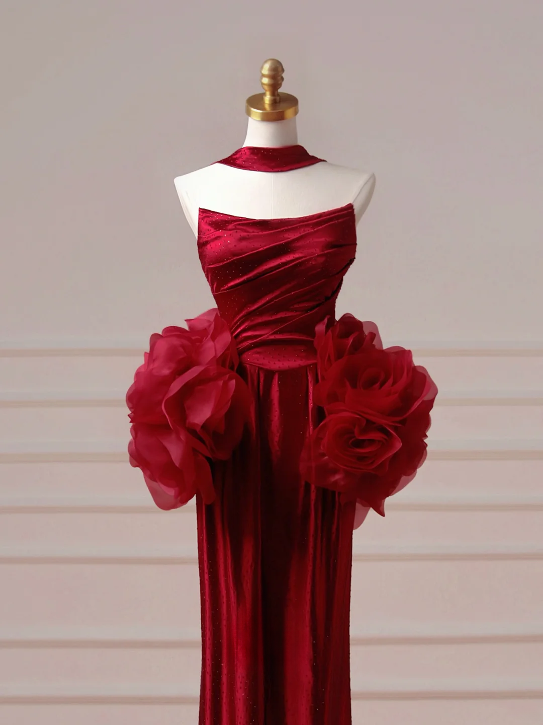 Robe de bal chic et élégante, style sirène, bustier, bordeaux, plissée, longue et élégante, idéale pour les adolescentes et les lycéennes (AQ004)