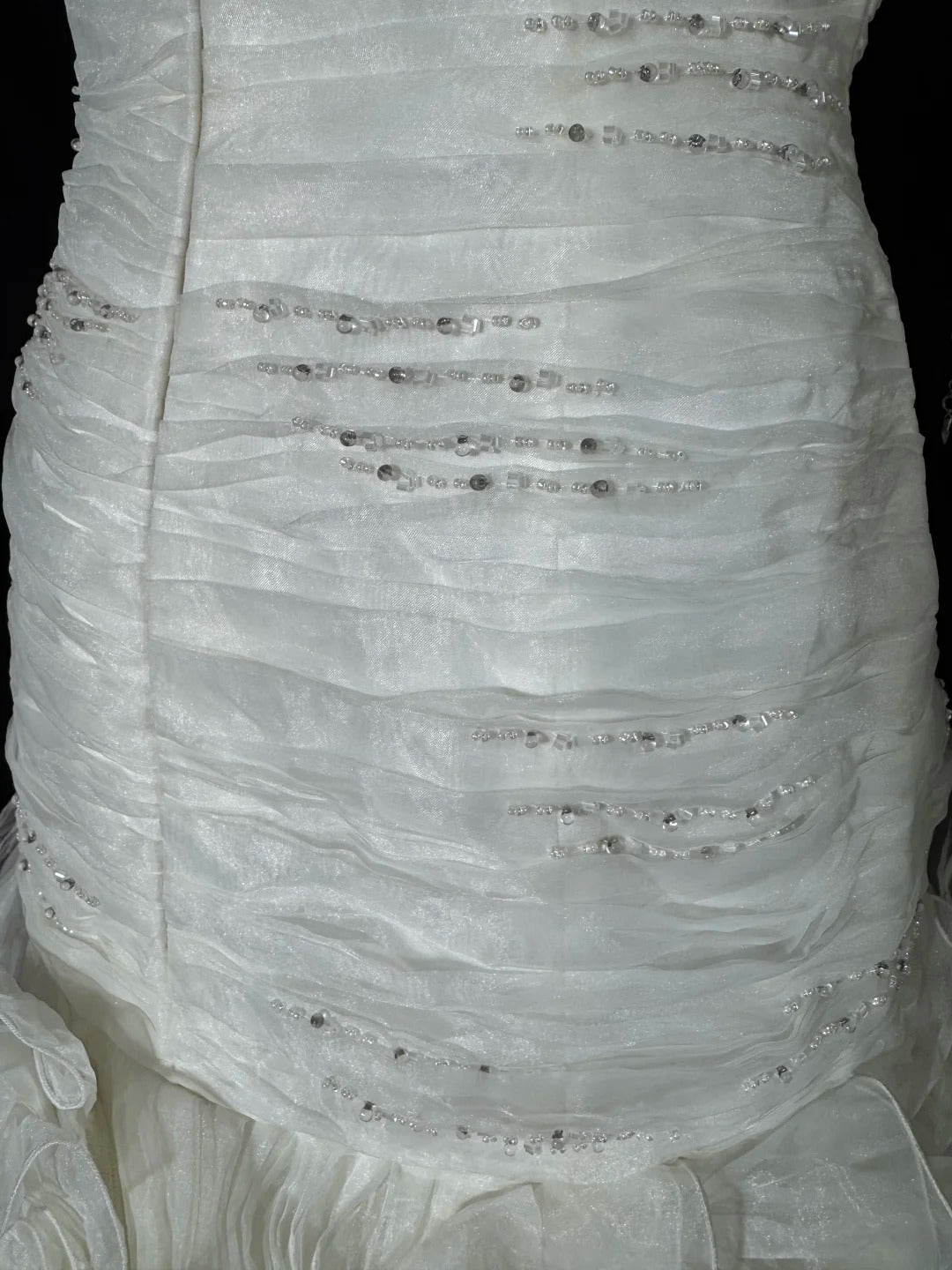 Bezauberndes, ärmelloses Meerjungfrauen-Brautkleid mit Spaghettiträgern, weißem Tüll, Falten und Perlen, langes Vintage-Kleid im Stil der 1920er Jahre AS005