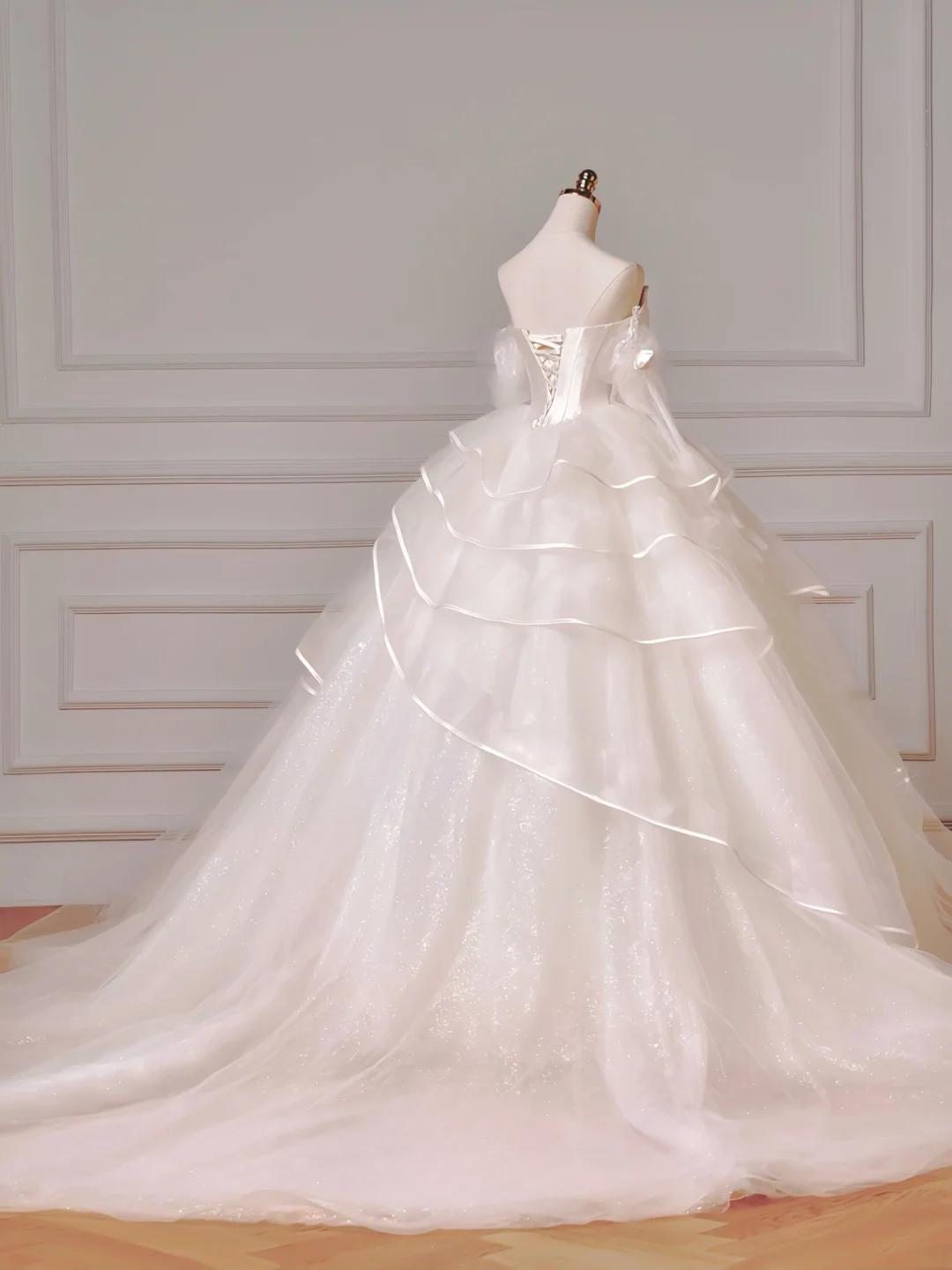 Robe de mariée longue de princesse, robe de bal épaules dénudées, manches longues, tulle plissé, traîne, robe de mariée blanche AQ005