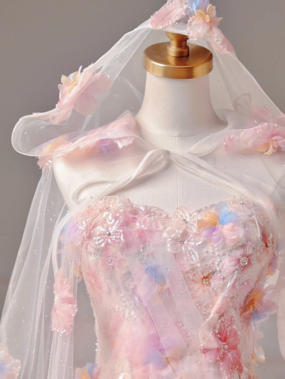 Robe de bal modeste, esthétique, coupe trapèze, bustier, dentelle rose et tulle, inspiration cape, robe de soirée longue pour adolescentes et lycéennes AQ006