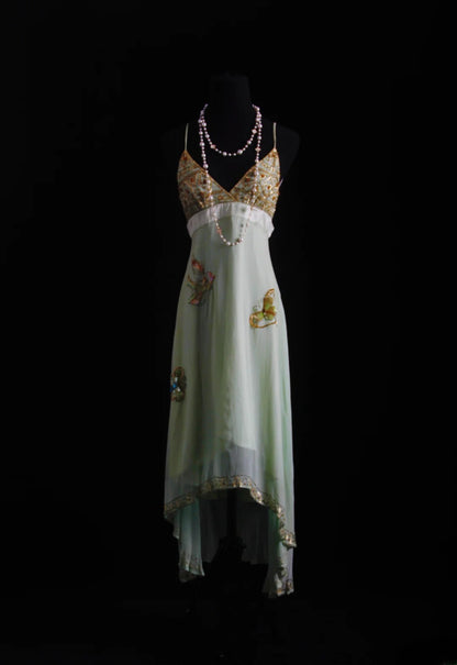 Retro-Kleid im 90er-Jahre-Stil mit asymmetrischem Saum, Spaghettiträgern, Perlen und Teelänge – ideal für Partys, formelle Anlässe und den 20. Geburtstag (AS008).