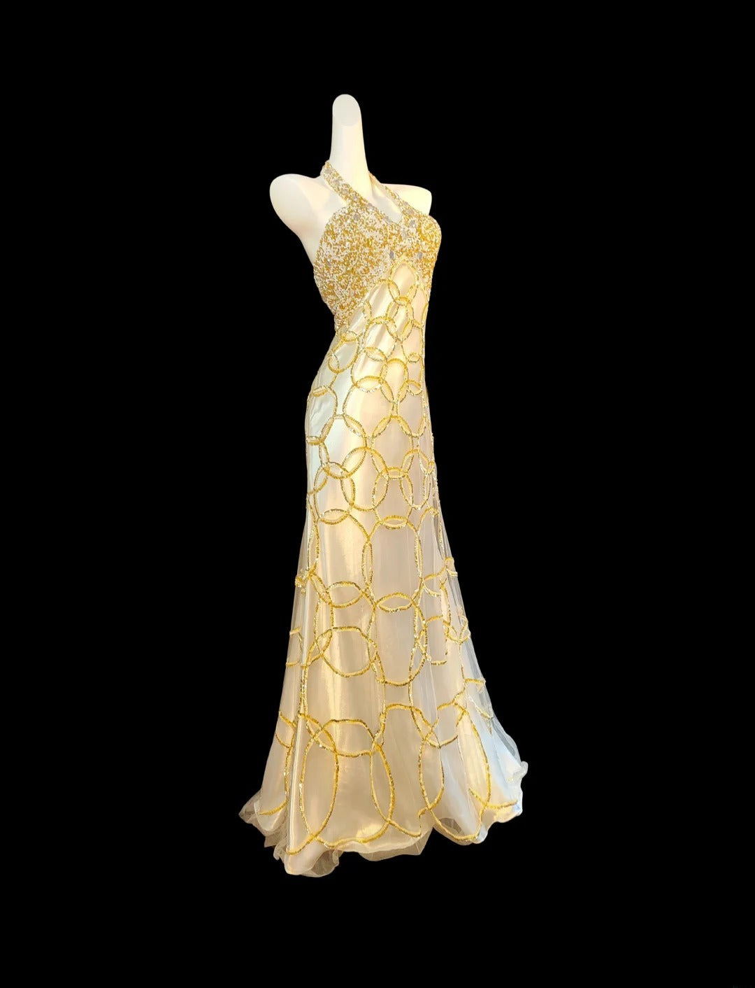 Robe de bal longue sirène dos nu, ornée de perles dorées, idéale pour les lycéennes et les fêtes de fin d'année (AB2518)