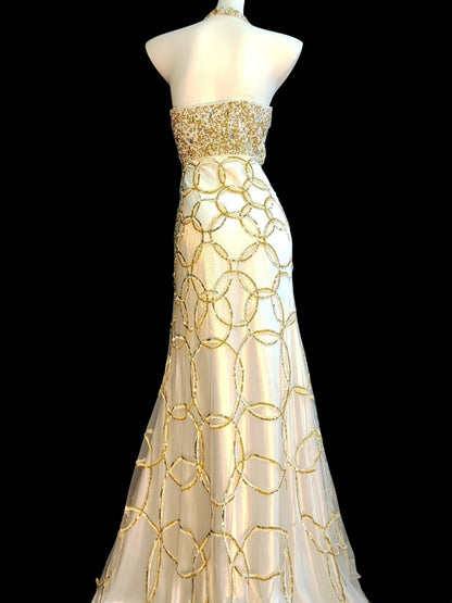 Robe de bal longue sirène dos nu, ornée de perles dorées, idéale pour les lycéennes et les fêtes de fin d'année (AB2518)
