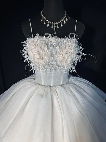 Ethereal Wedding Gowns Brides Dresses Ball Gown Spaghetti Strap for Bride Tulle White Petite/Plus Size Bridal Gown With Feathers For Women AS009