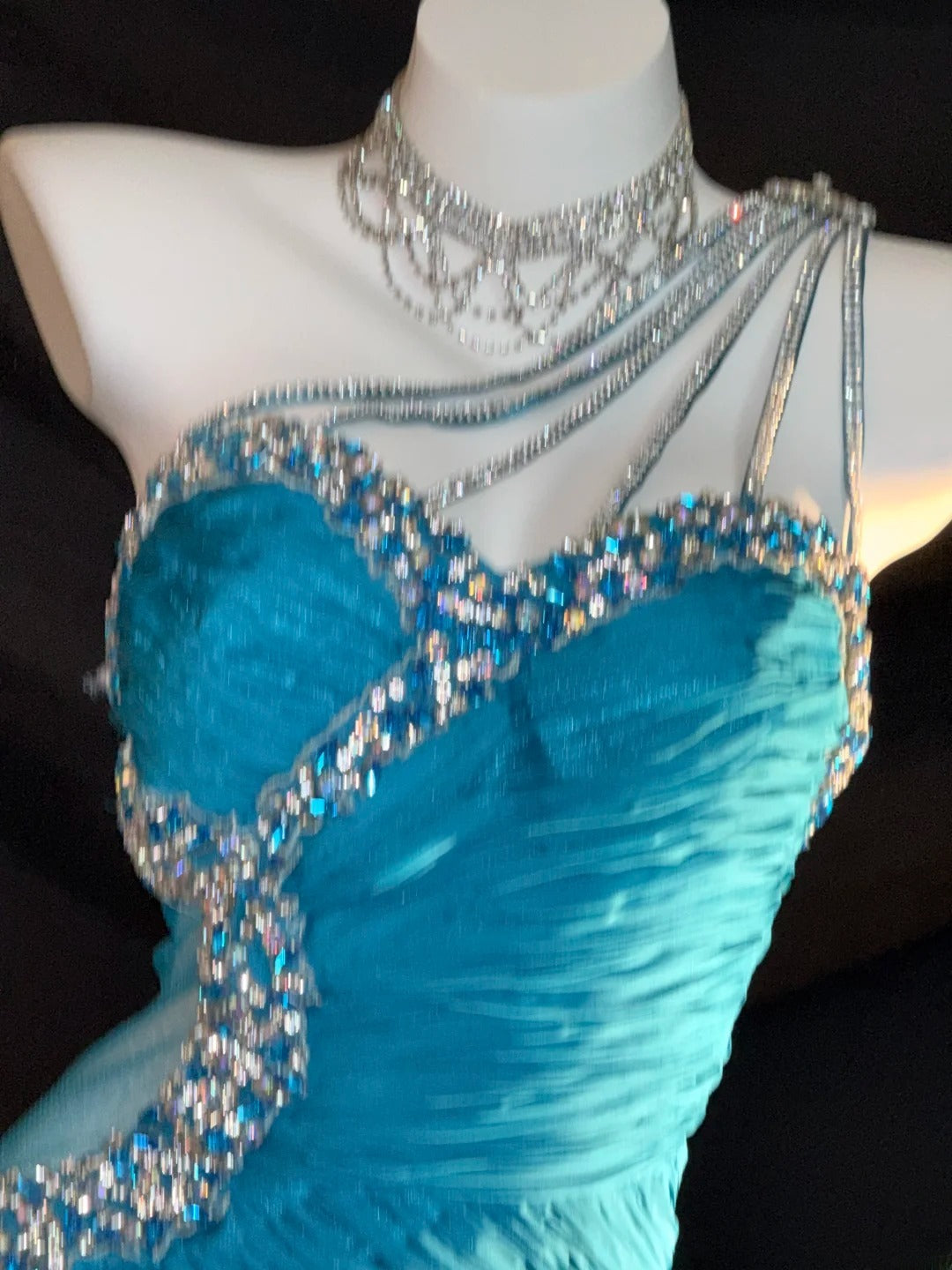 Bescheidene Meerjungfrauen-Abschlussballkleider, One Shoulder, blau, mit Perlenstickerei, lange Abendmode RB3353