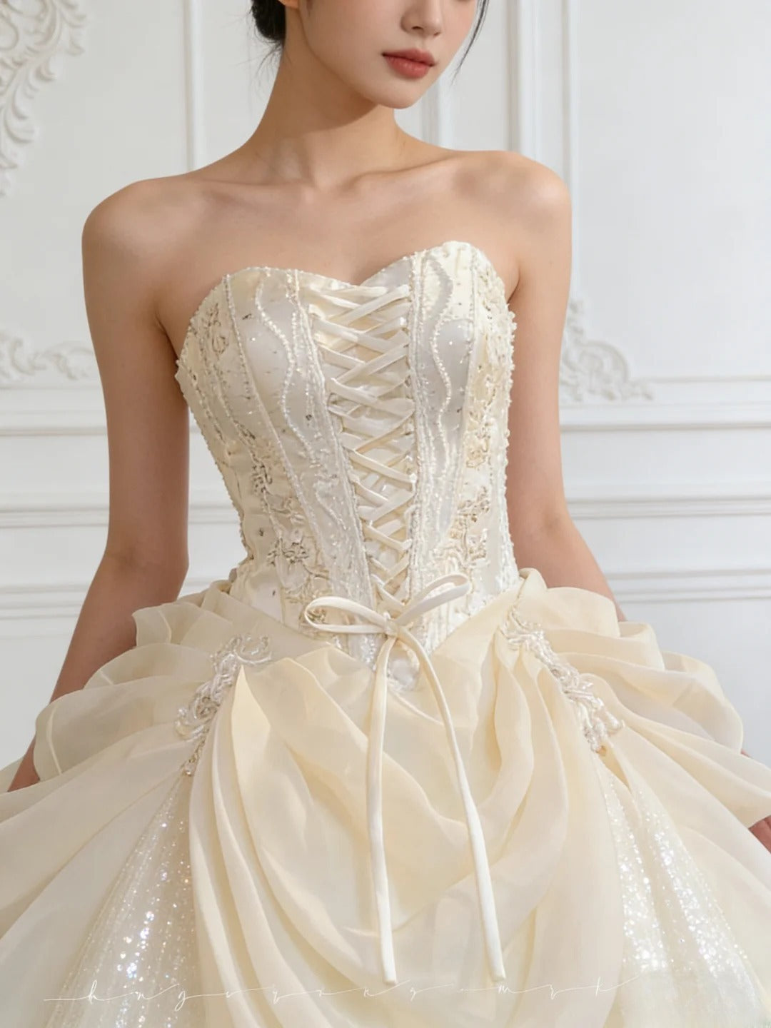 Princess Ball Gown Strapless Champagne With Layered Tiered Corset Fitted Long Sweet 16 Dresses Quinceanera Dress RB3354