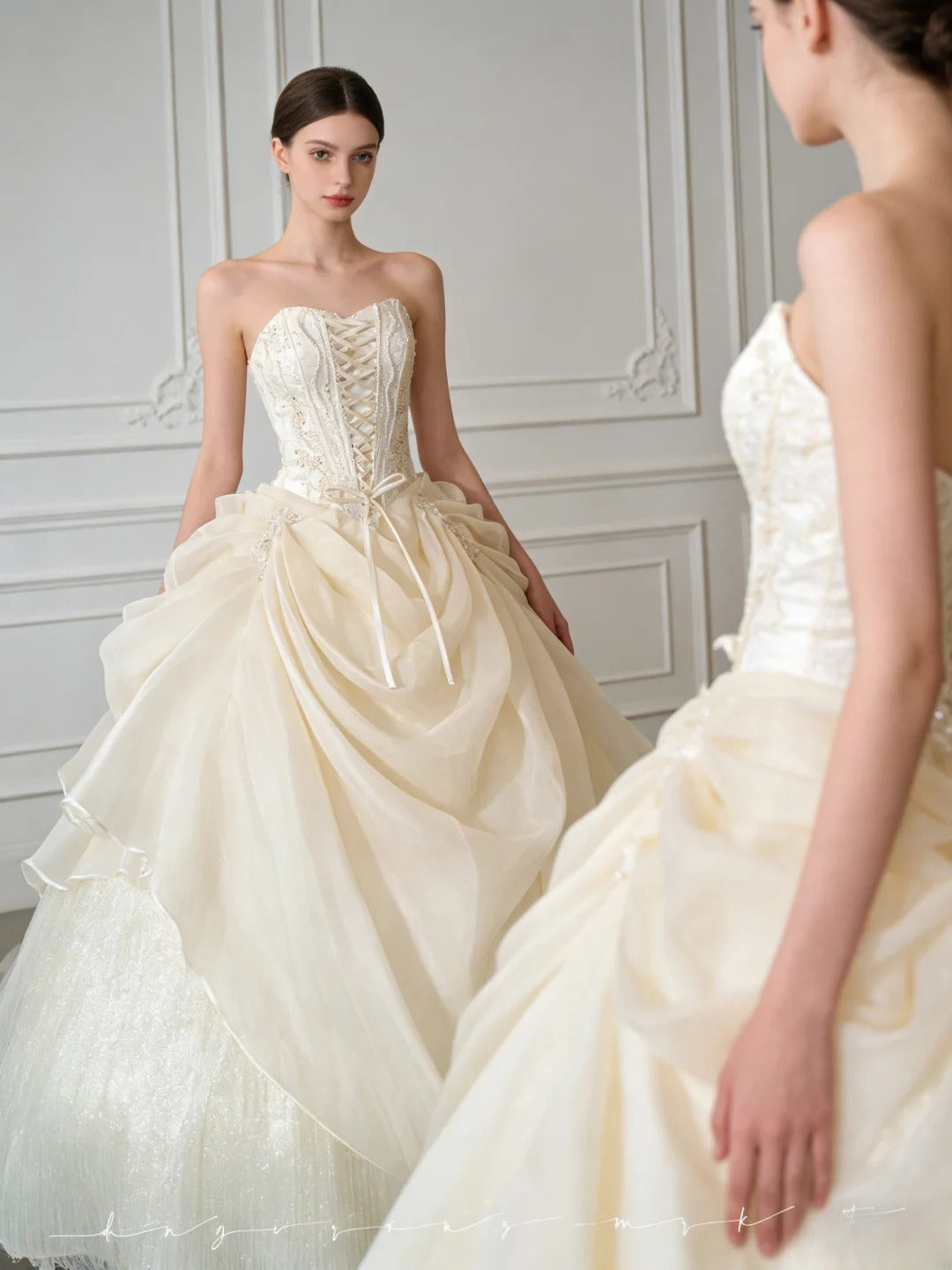 Princess Ball Gown Strapless Champagne With Layered Tiered Corset Fitted Long Sweet 16 Dresses Quinceanera Dress RB3354