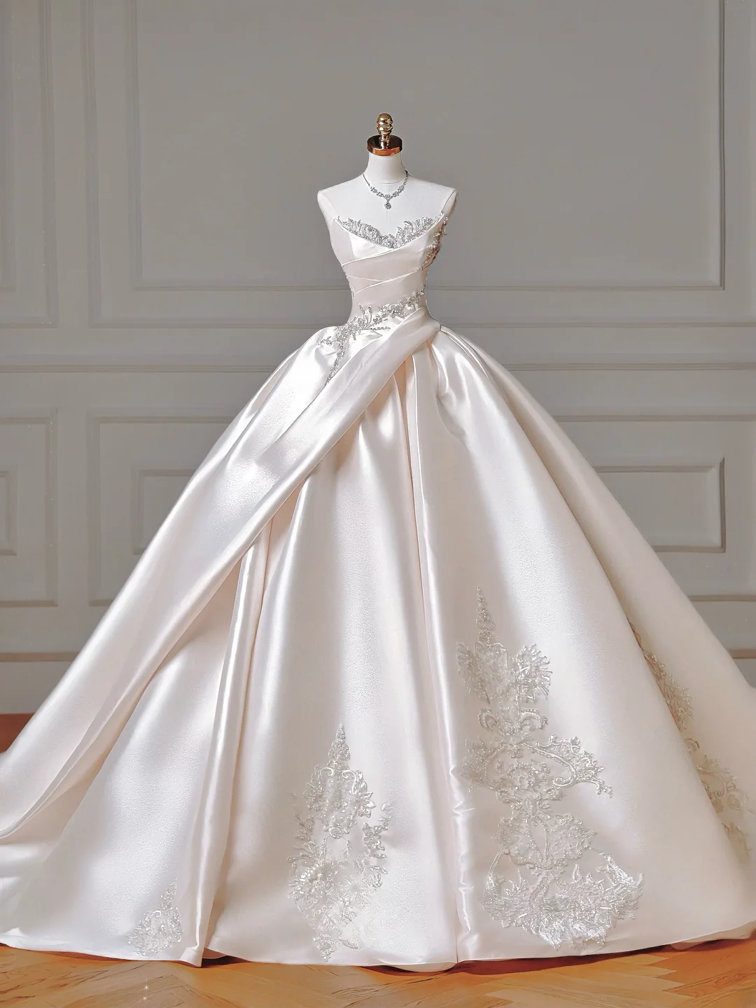 Princess Long Wedding Gowns Ball Gown Sweetheart Pleated Satin for Bride With Beads White Bridal Dress AQ016