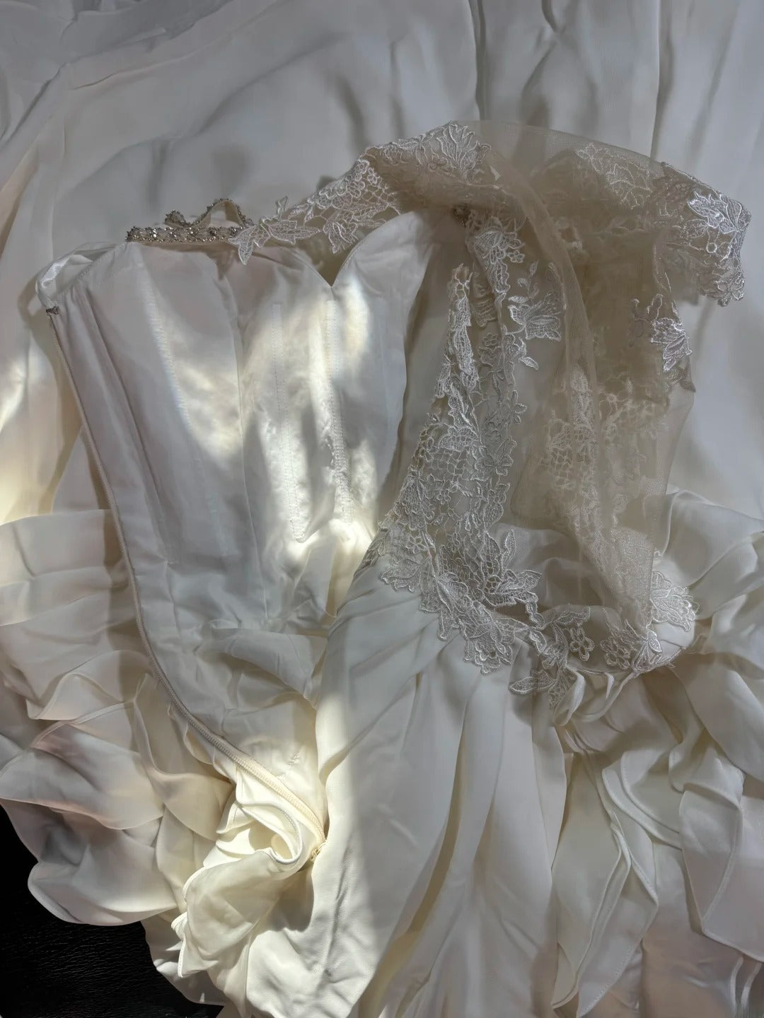 Robe de mariée vaporeuse, robe de mariée trapèze à bretelles spaghetti, satin blanc, tailles petites et grandes, ornée de perles, AS018