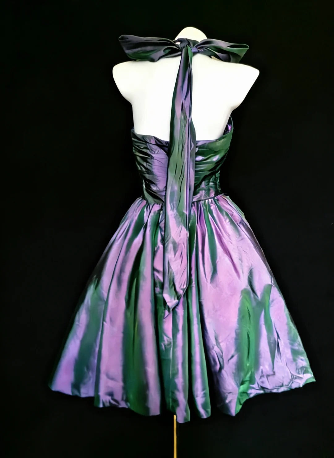 Vintage Ballkleid mit Neckholder, lila Taft, Hoco-Kleider, kurzes Kleid zum 16. Geburtstag, Homecoming-Kleider, Cocktailkleid AS021