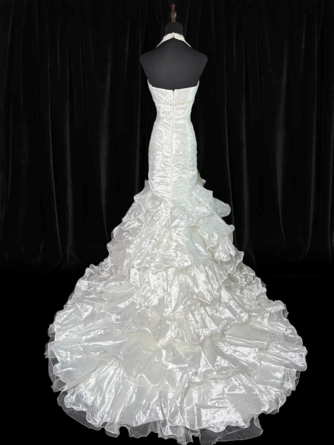 Robe de mariée sirène intemporelle pour femme, dos nu, sans manches, en taffetas blanc à volants plissés et perles, longue, style vintage années 1920, AS022