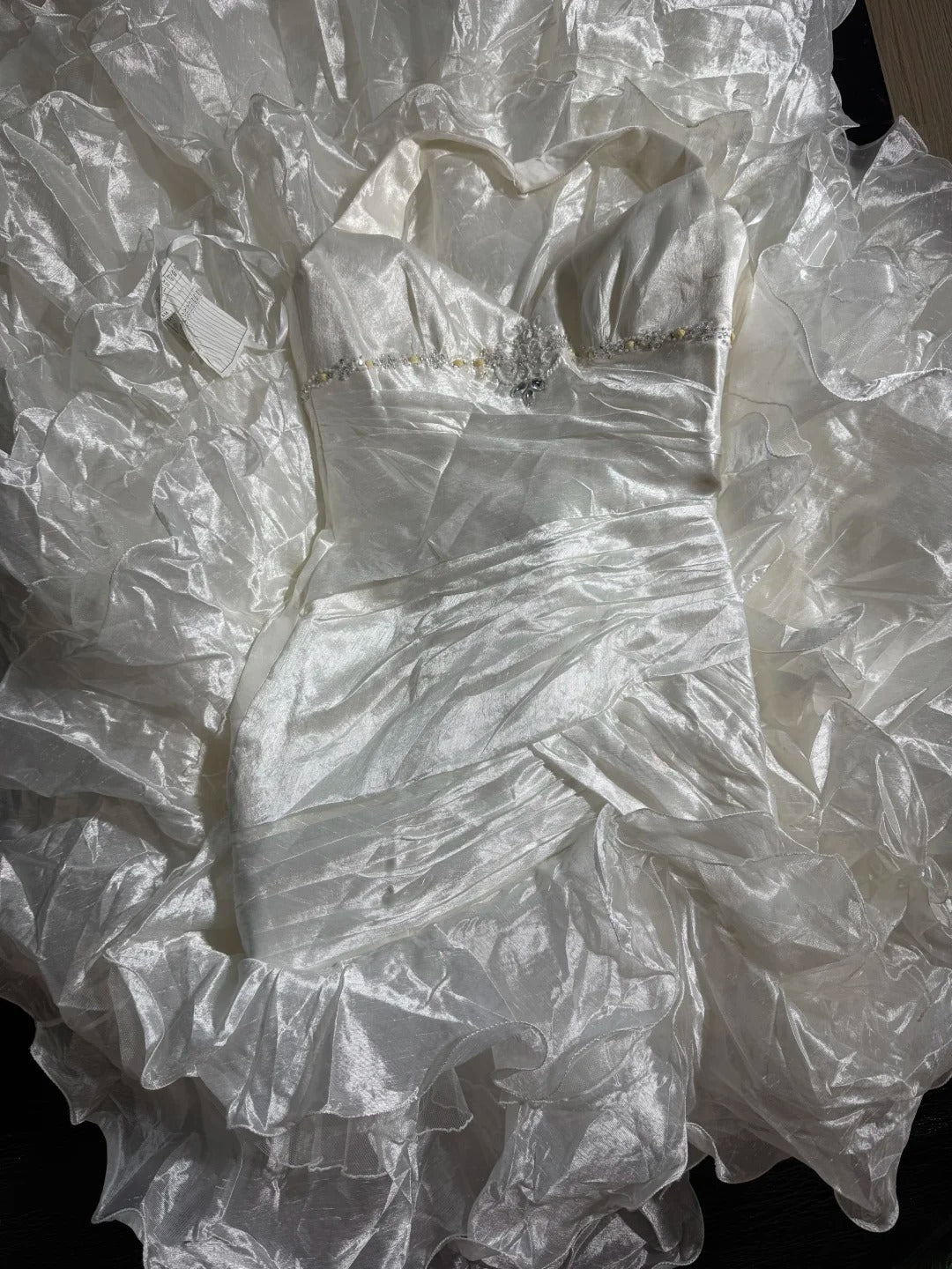 Robe de mariée sirène intemporelle pour femme, dos nu, sans manches, en taffetas blanc à volants plissés et perles, longue, style vintage années 1920, AS022