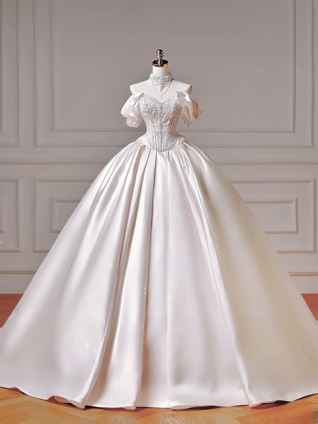 Robe de mariée longue de princesse, robe de bal, décolleté cœur, plissée en satin, manches amovibles, robe de mariée blanche AQ022