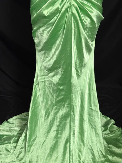 Modest Prom Dresses Mermaid V Neck Green Backless With Ruffles Satin Long Evening Formal Outfits RB3367