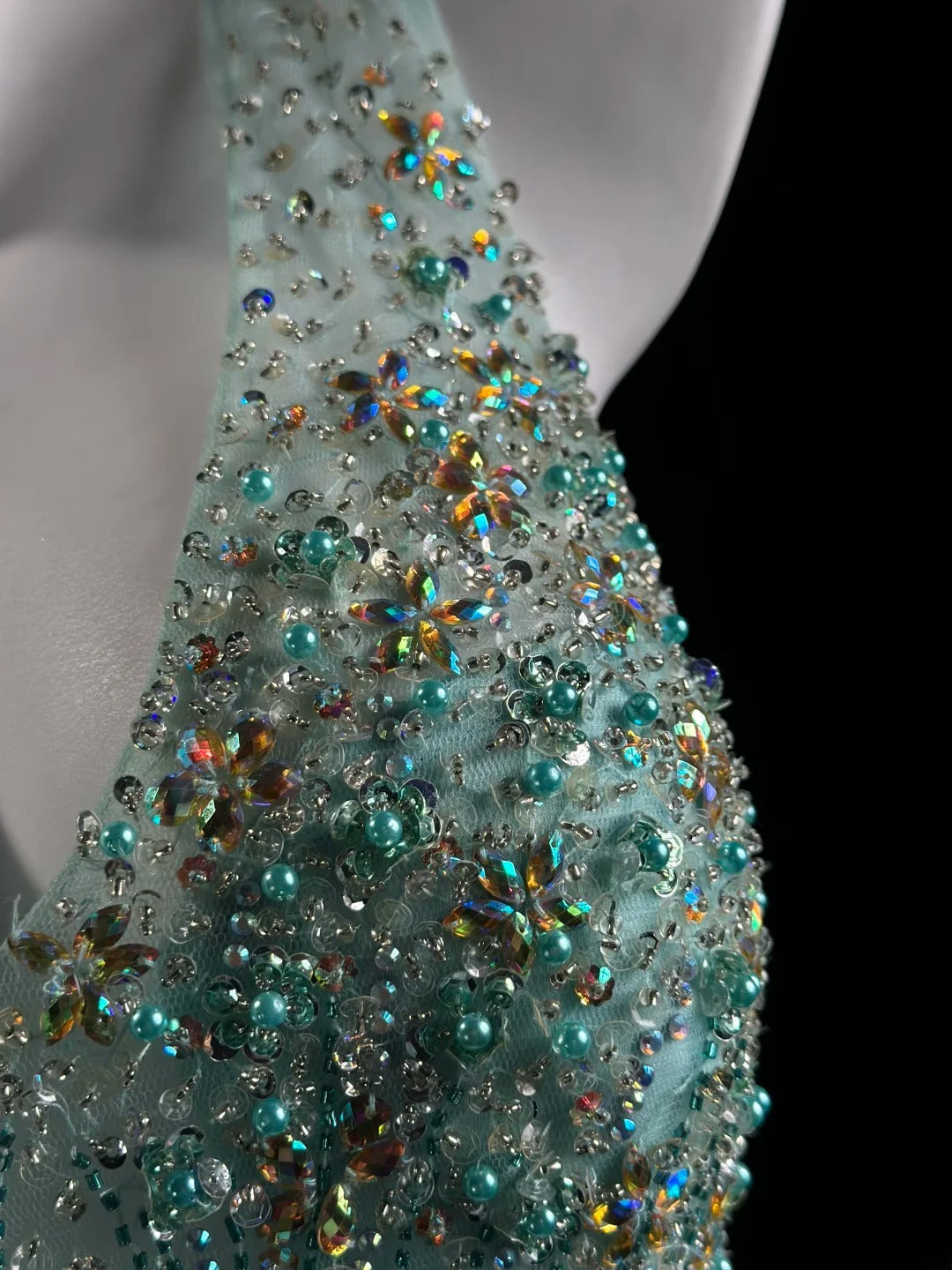 Sophisticated Prom Dresses Ball Gown V Neckline Mint Green Tulle With Beading Long Sweet 15 16 Dress Formal Outfits RB5834