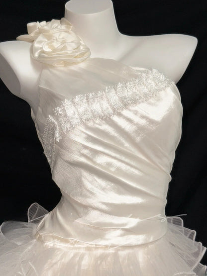 Ethereal Sheath One Shoulder Short Ivory Satin With Lace Summer Wedding Dresses RB3368