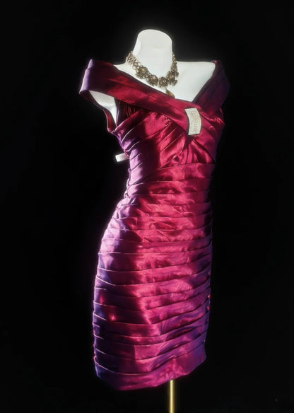 Retro-Etui-Kleid mit schulterfreiem Ausschnitt in Fuchsia, kurzes Kleid zum 18. Geburtstag, Homecoming-Kleid, Cocktailkleid AS028