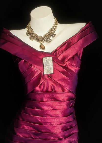 Retro-Etui-Kleid mit schulterfreiem Ausschnitt in Fuchsia, kurzes Kleid zum 18. Geburtstag, Homecoming-Kleid, Cocktailkleid AS028