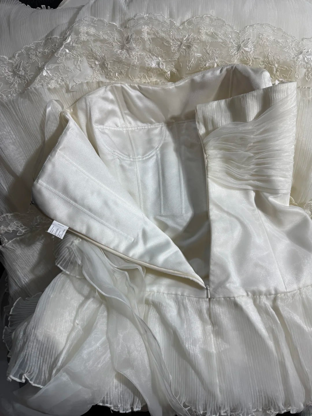 Timeless Women's A Line Strapless Sleeveless White Lace Tiered Long Vintage Fitted 1920s Wedding Dresses AS028