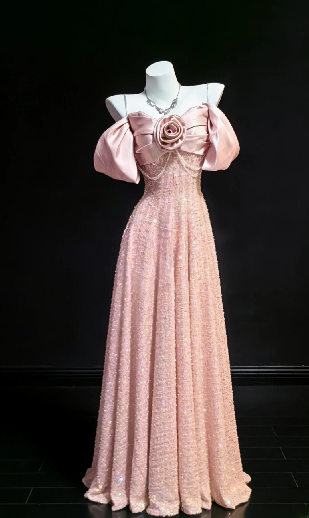 Niedliches, langes A-Linien-Kleid mit herzförmigem Ausschnitt und Trägern aus rosa Samt mit Pailletten für Damen – perfekt für Abschlussball, Highschool-Abschlussfeier oder 21. Geburtstag (AS035)