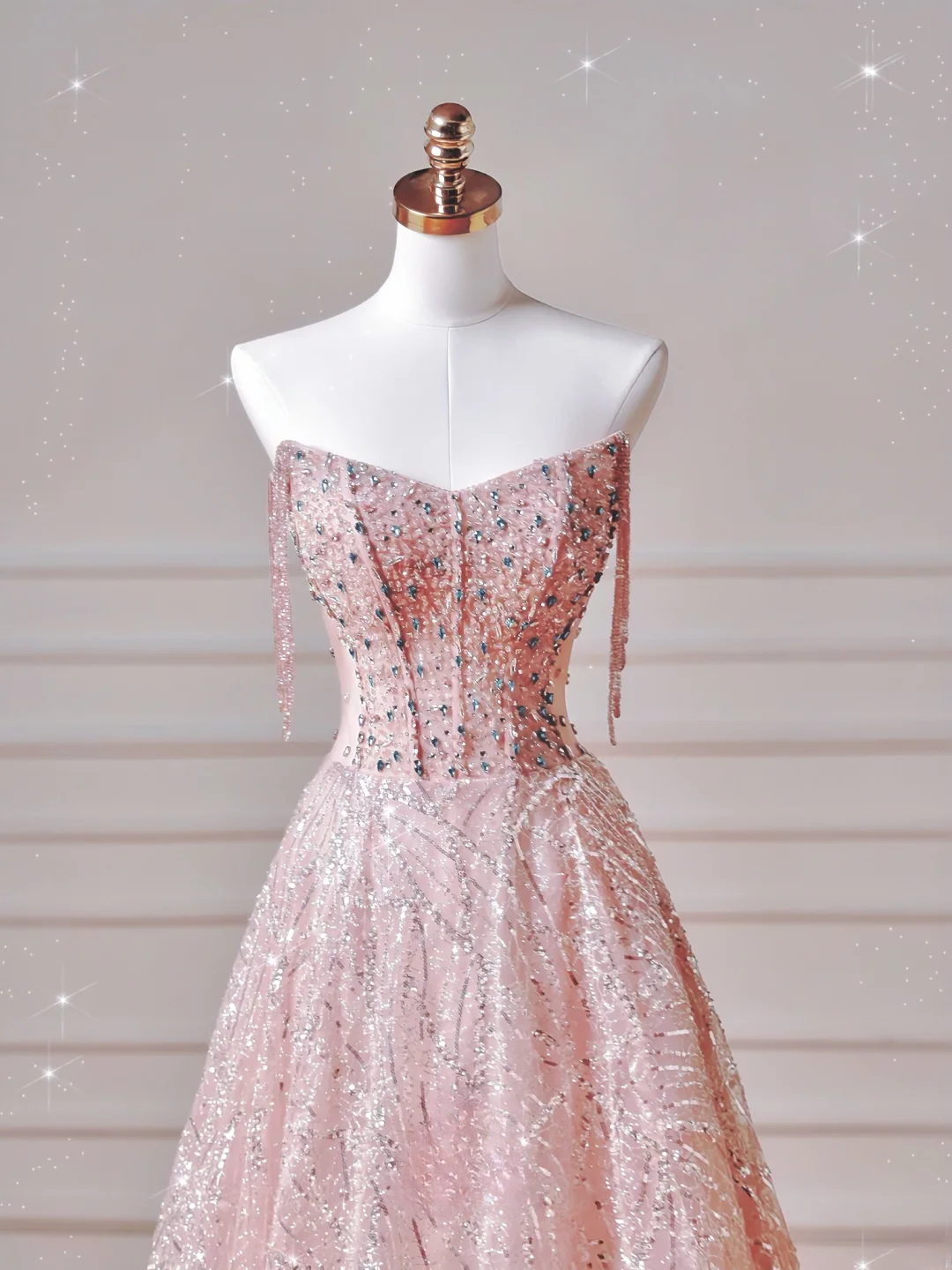 Elegantes, schulterfreies, pinkes Pailletten-Korsettkleid mit Korsett-Ausschnitt – ein beeindruckendes, langes Abendkleid für Teenager und Mädchen (AQ036)