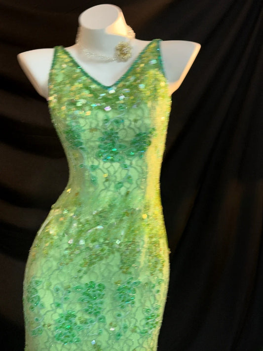 Vintage Prom Dresses Mermaid Halter Green Lace With Beading Crystals Long Evening Formal Outfits RB3442