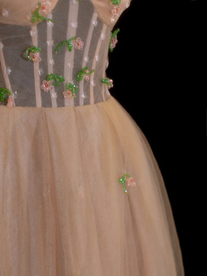 Elegantes, schlichtes Ballkleid mit Herzausschnitt aus Tüll in Rosa – ein beeindruckendes, langes Abendkleid für festliche Anlässe (SA039).