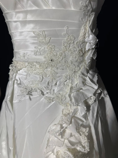 Robe de bal pour femme, asymétrique, sans manches, blanche, en dentelle à volants, satin, longue, style vintage années 70, cintrée, AS039