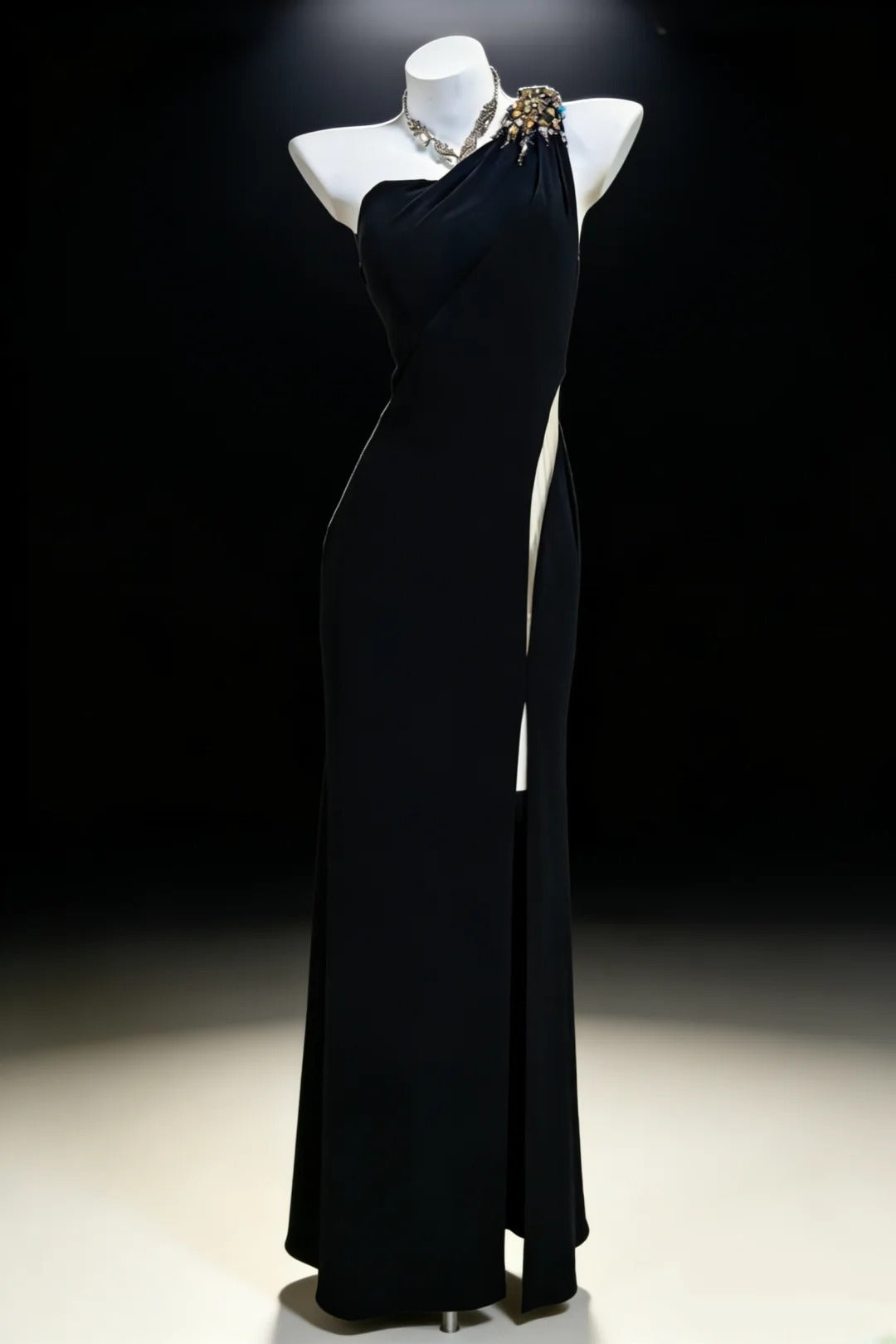 Schwarzes, ärmelloses Etuikleid mit One-Shoulder-Schulter und Schlitz für Damen, langes Ballkleid, Outfit für den 21. Geburtstag, AS040