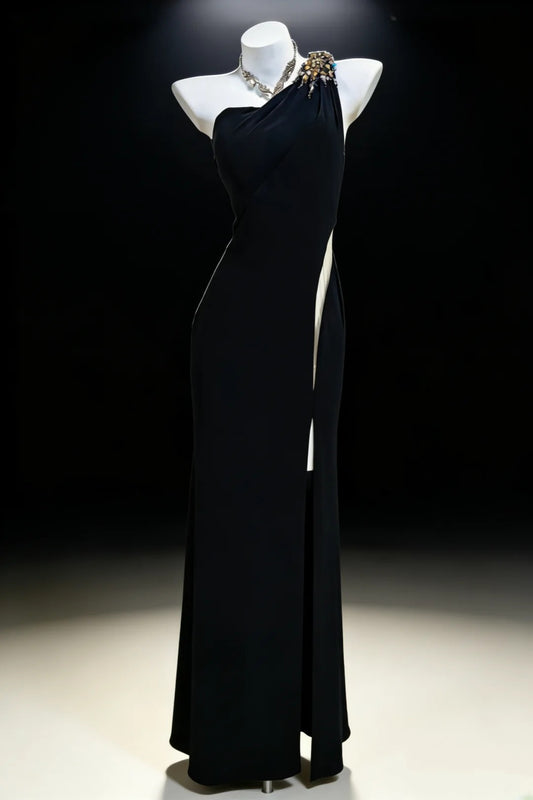 Robe fourreau noire asymétrique sans manches avec fente, longue, idéale pour un bal de promo, une sortie au lycée ou un 21e anniversaire (AS040)